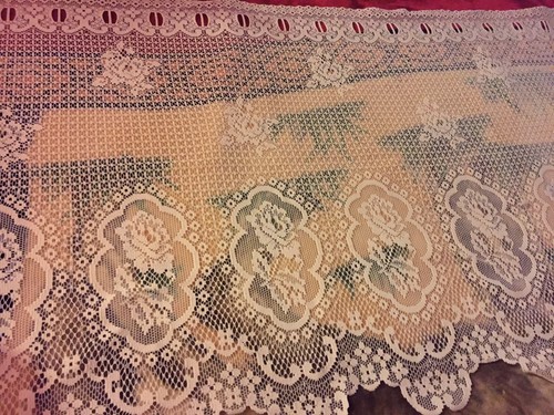 Vintage FLORAL Lace Curtains ROSES American Made In USA 2 Panels 29”x60”