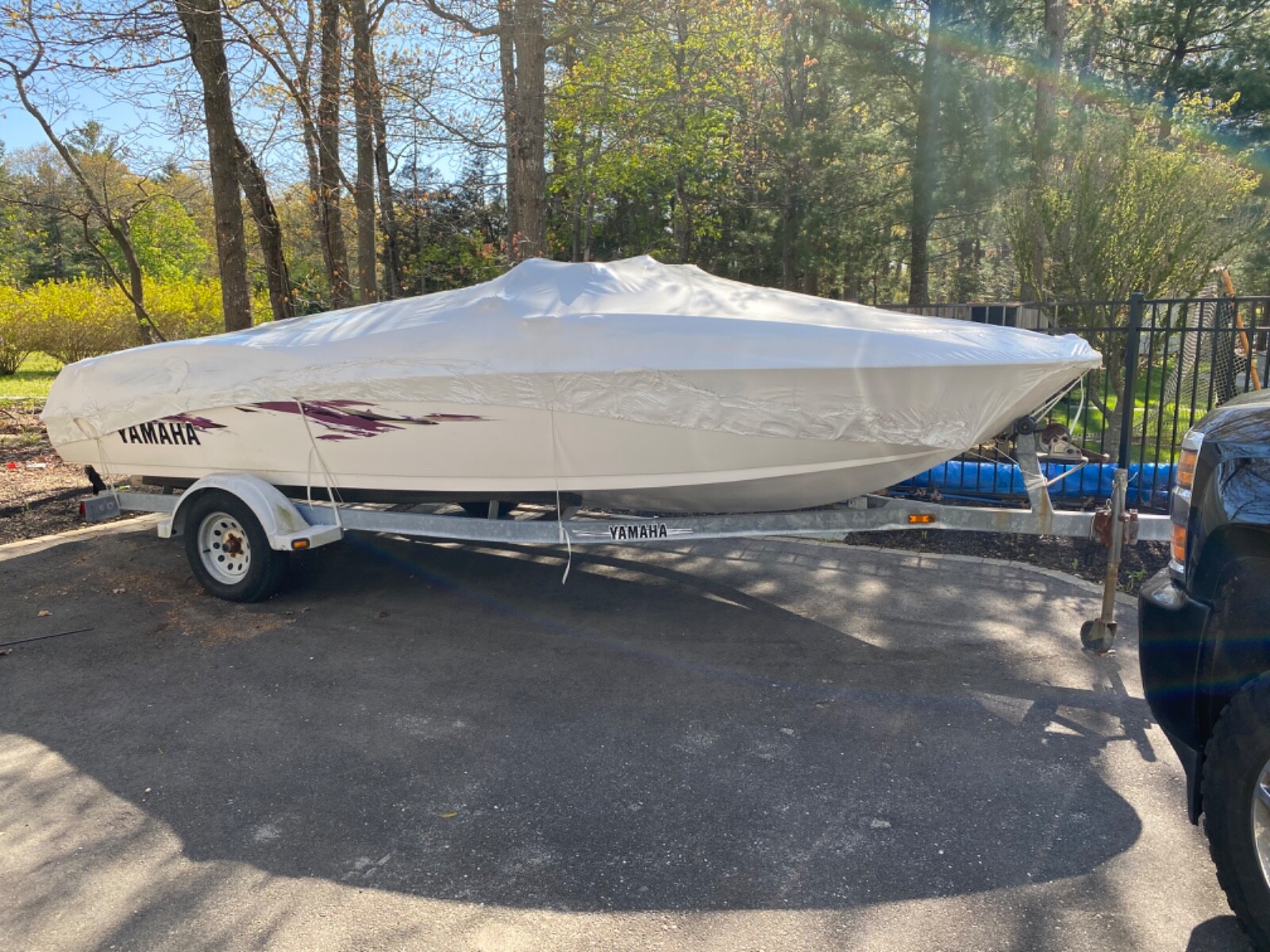 Yamaha jet boat