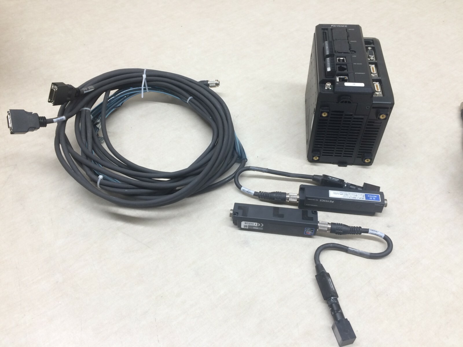 Keyence XG7002 Controller Console XGS035MU Camera XGS035MH