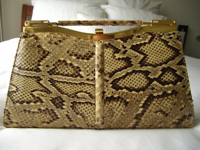 Sleek and Stylish Vintage Snakeskin Clutch CD