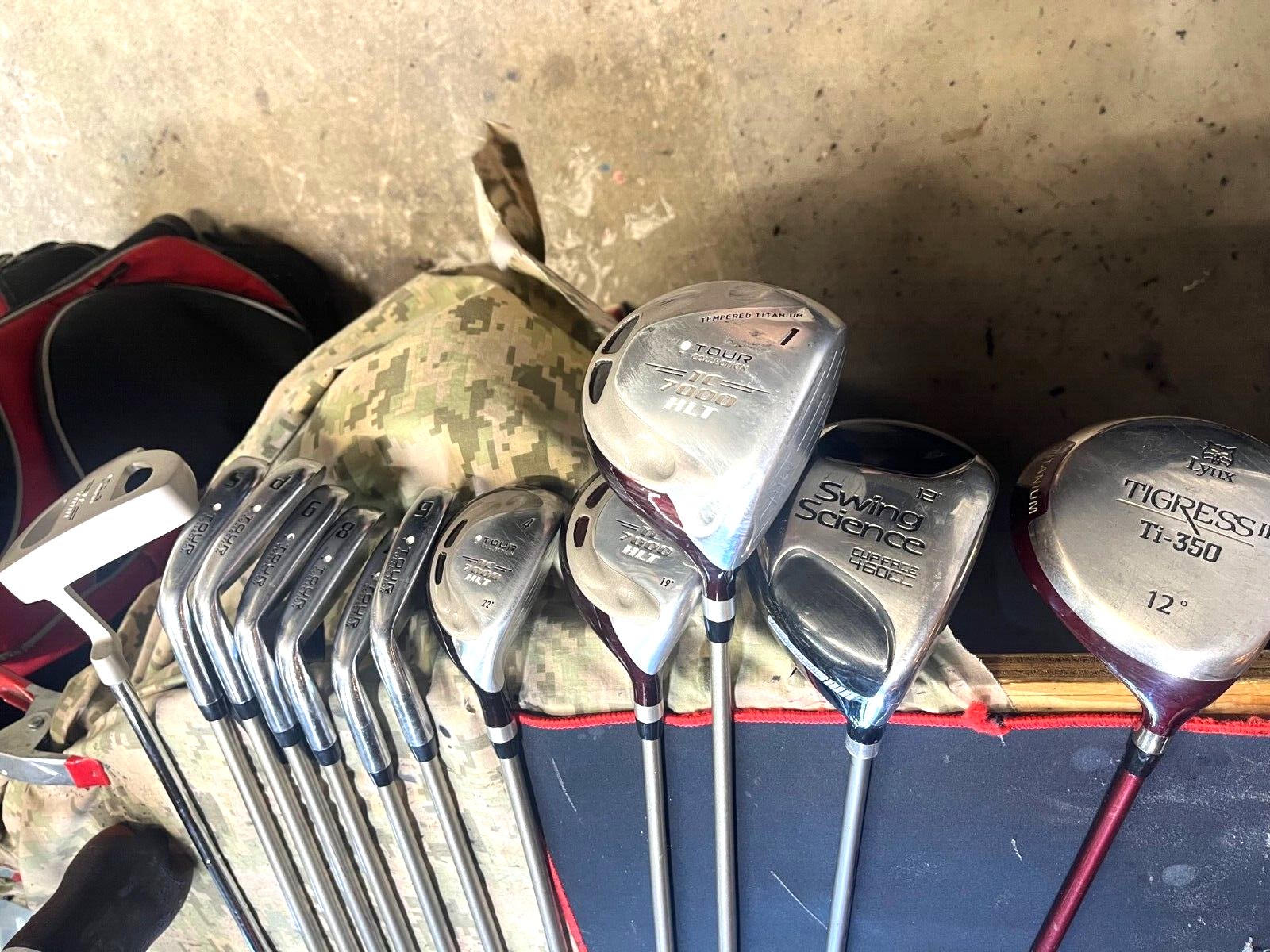 Ladies Tour Collection TC7000 HLT Irons 6-SW -(6 irons)-1w-4w-5w-cart stand bag