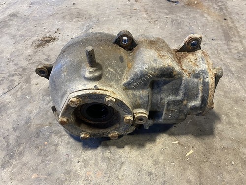 べーむべー 1988-1991 BMW Front Differential Diff Carrier AWD OEM 325i