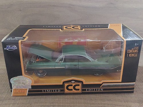 ミニカー JADA TOYS 1/24 1961 CHEVY IMPALA 1961 Chevrolet Impala Black \Showroom Floor\ 1/24 Diecast