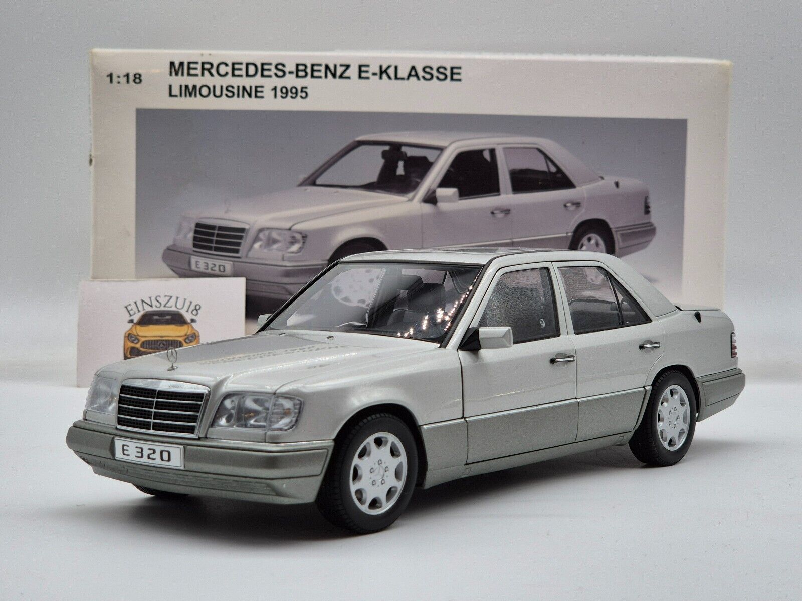 Mercedes-Benz E320 Limousine 1995 Silver 1:18 AUTOart 76271 Mercedes-Benz E320 Limousine 1995 Silver 1:18 AUTOart 76271
