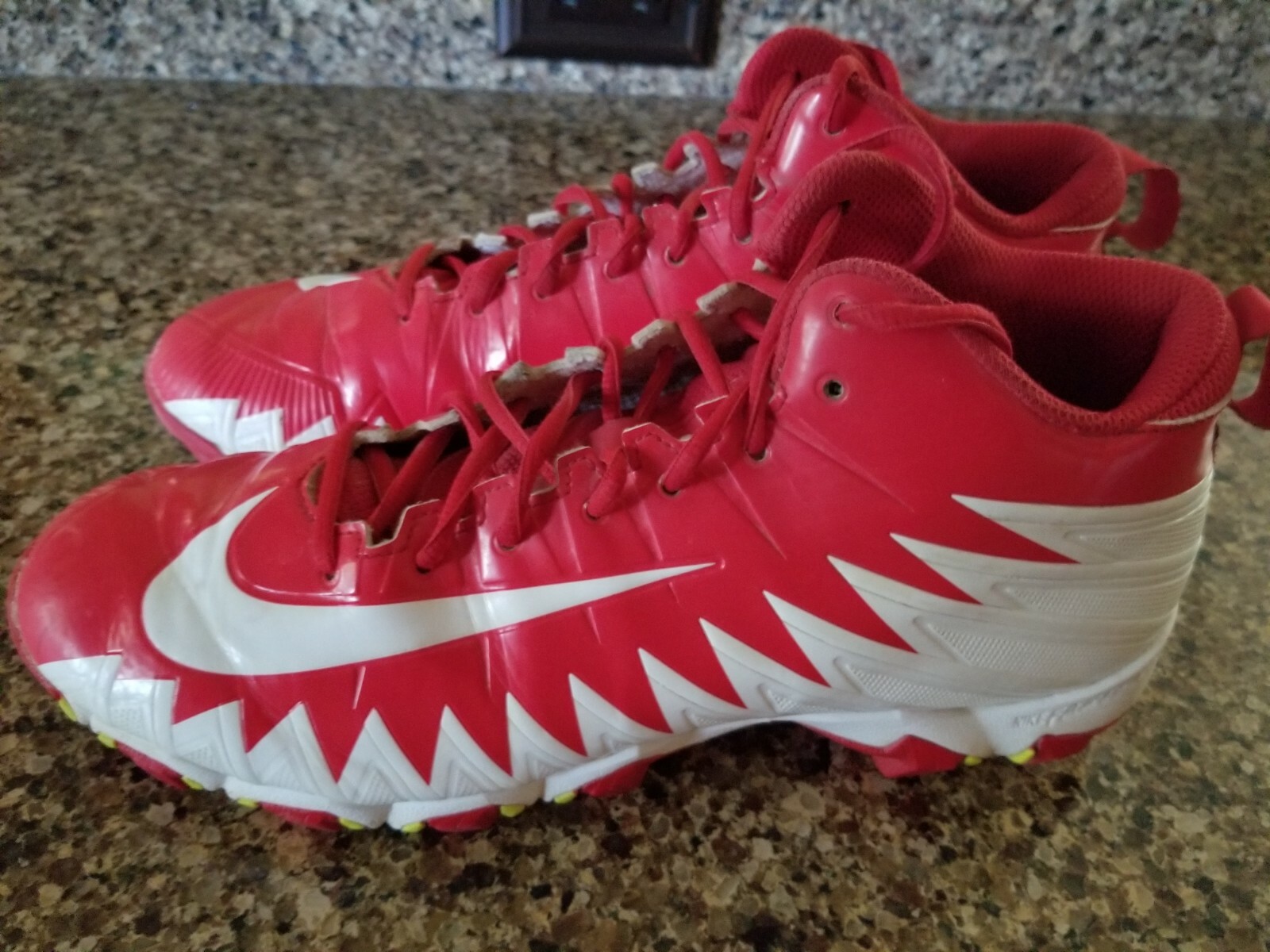 nike alpha fastflex baseball cleats