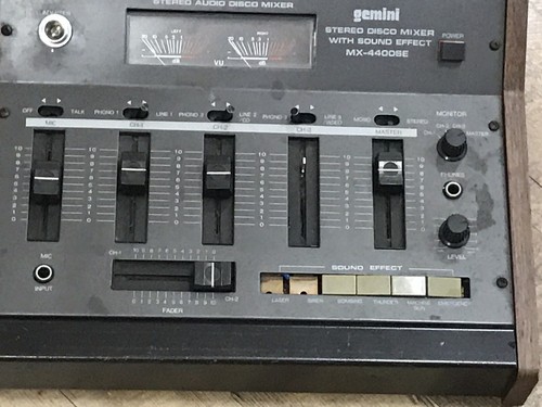 GEMINI STEREO SOUND MIXER MX-4400 SE For Parts .. Powers On Vintage Disco Sound