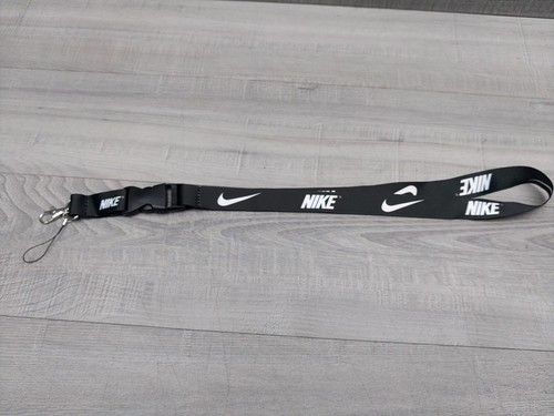 nike keychain black