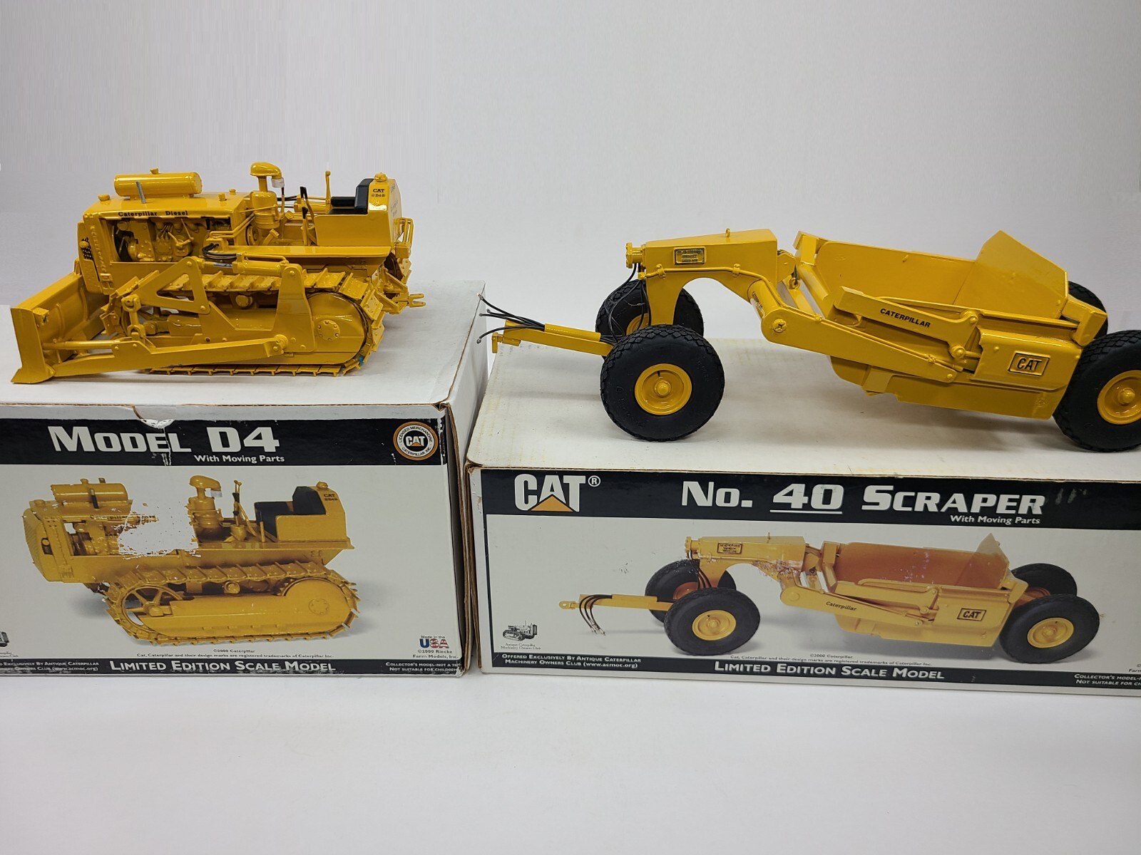 美品　CAT D4D モデル 1/50 スケール Caterpillar Cat Model D4 Dozer & No. 40 Scraper - Riecke CCM