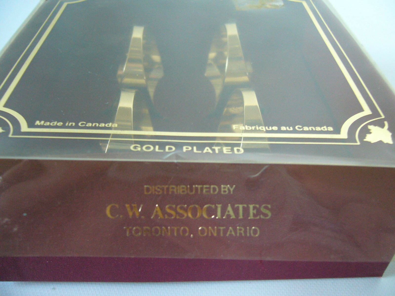 VINTAGE GOLD PLATED NAPKIN RINGS HOLDERS SET OF 4 Table decor