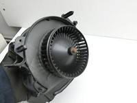 Audi A8 4H D4 09-17 Gebläsemotor Lüftermotor Heizungsgebläse Audi A8 4H D4 09-17 25.04.2012 4H1820021B gebraucht Vorschau 5