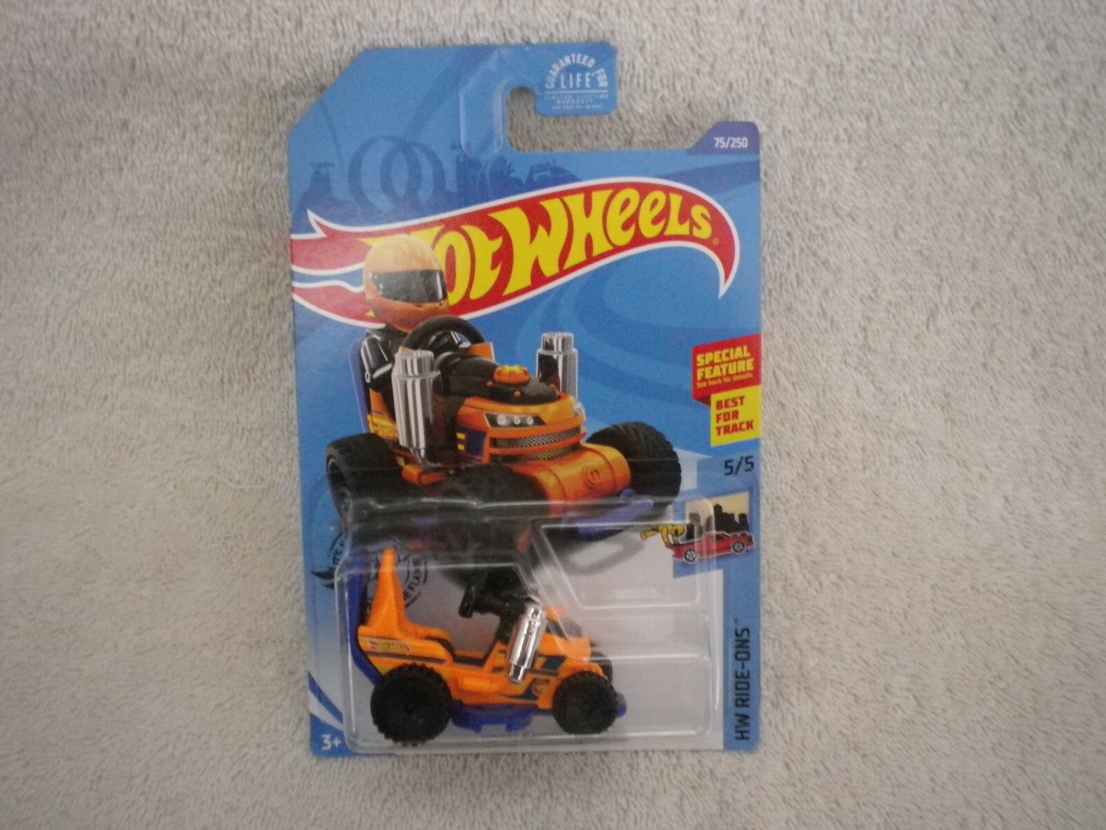 ホットウィール GRASS CHOMPER Amazon.com: Hot Wheels Grass Chomper - Ride Ons 4/5 Yellow