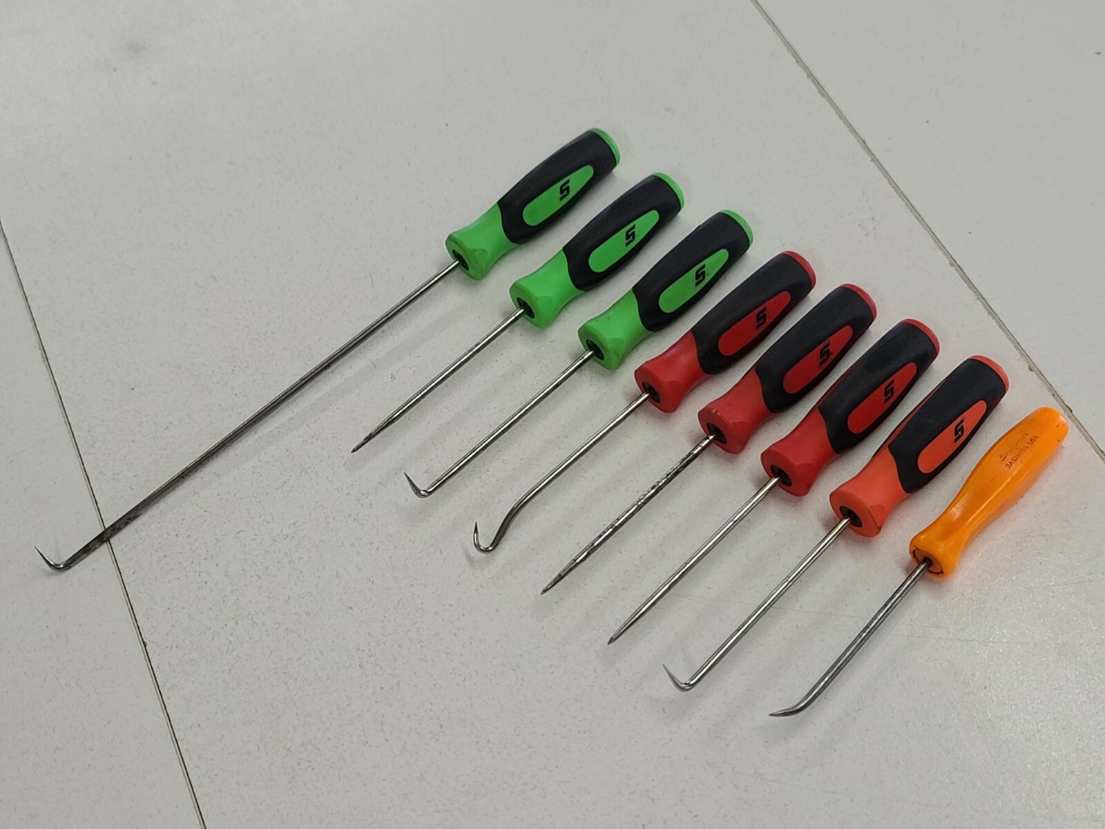 Snap On Soft Grip + (1) Hard Grip Mini Pick & Awl Lot