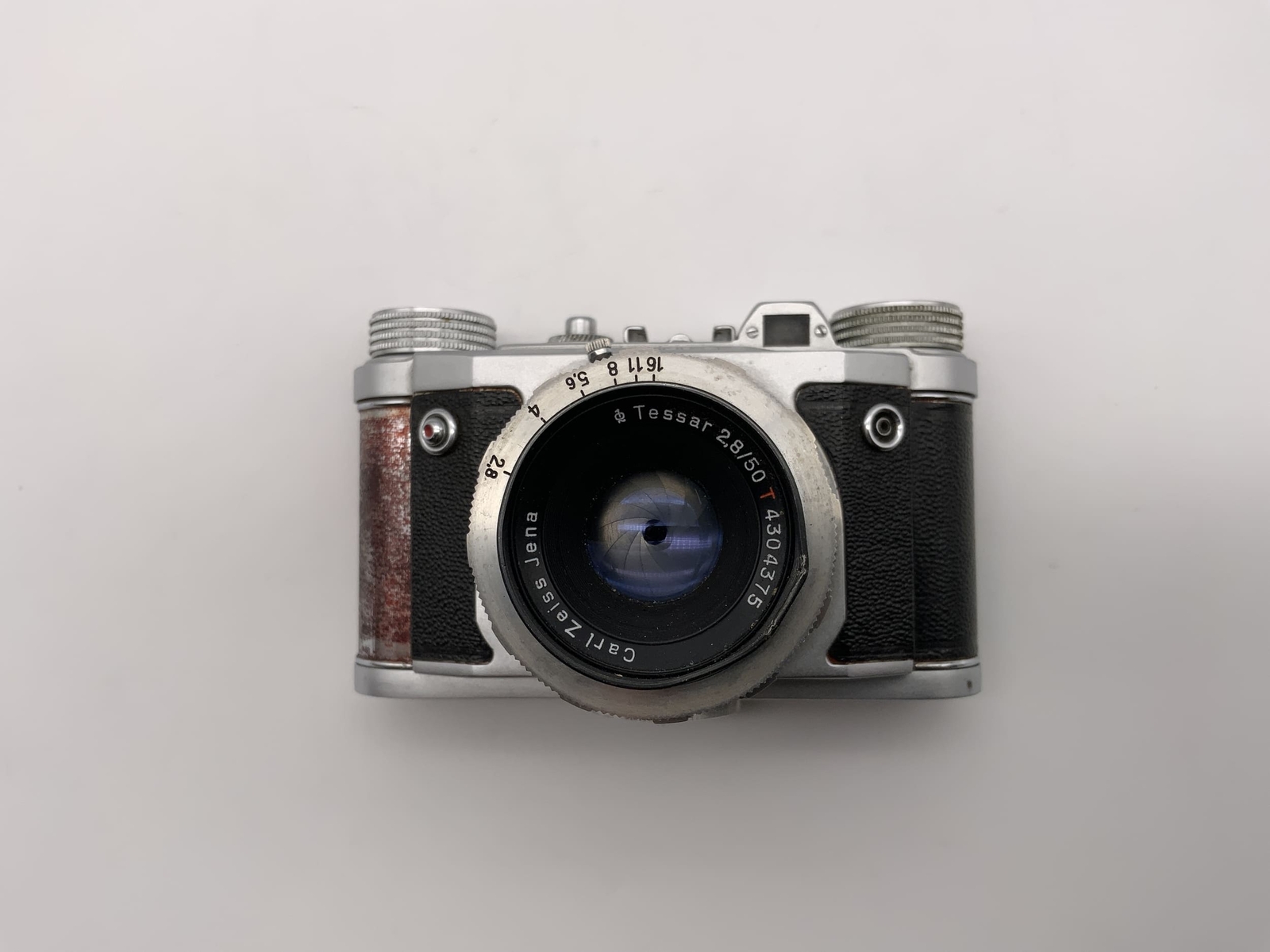 Altix Tempor Viewfinder Camera With Tessar 50Mm 1:2.8 Red T Altix Tempor Viewfinder Camera With Tessar 50Mm 1:2.8 Red T
