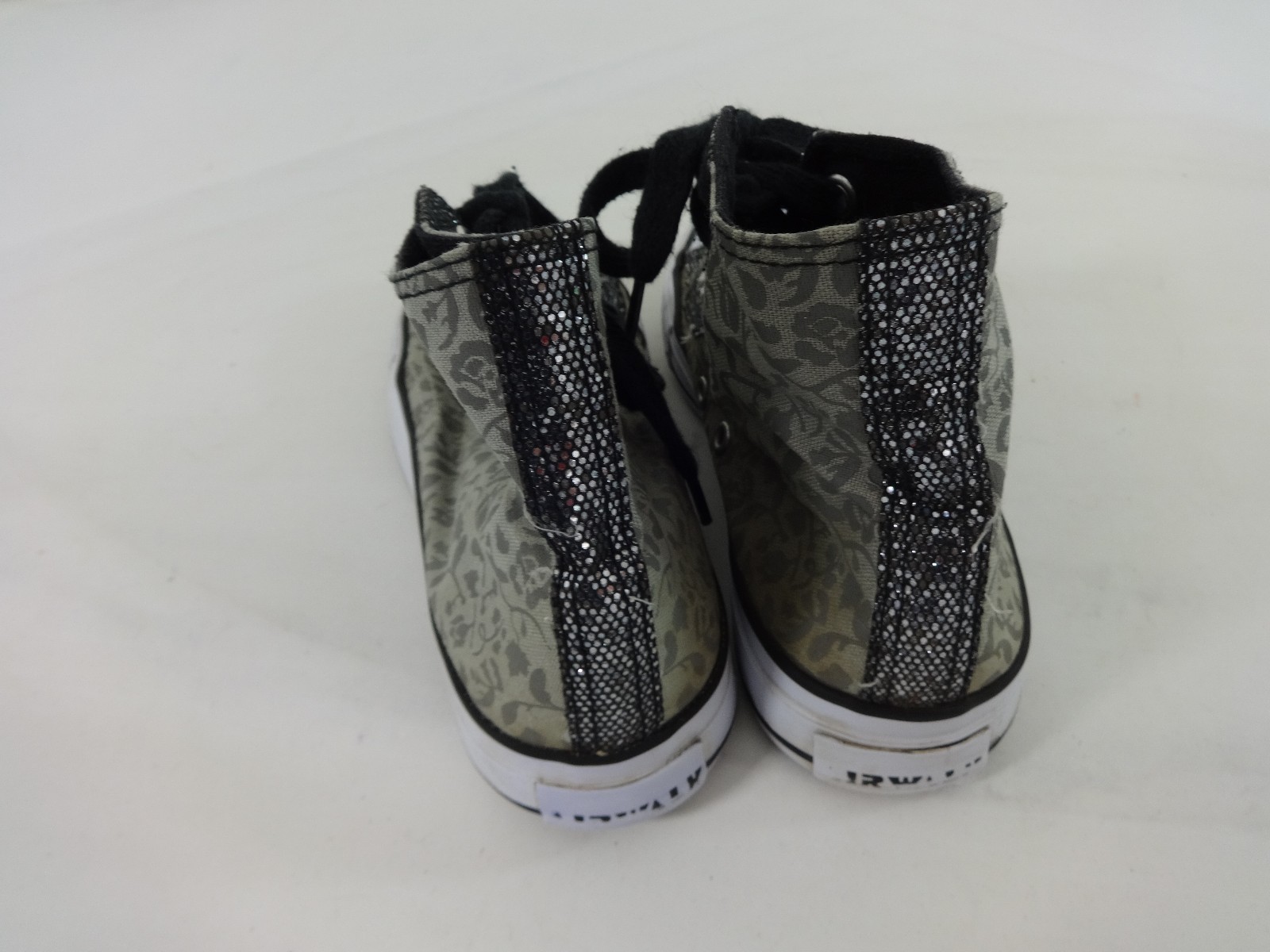 airwalk canvas high tops
