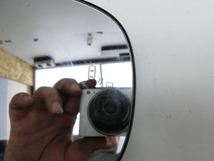 Suzuki Vitara LY 18-24 Spiegel Aussenspiegel nur Glas Rechts Suzuki Vitara LY 18-24 18.07.2019 7113-301 gebraucht Bild 2