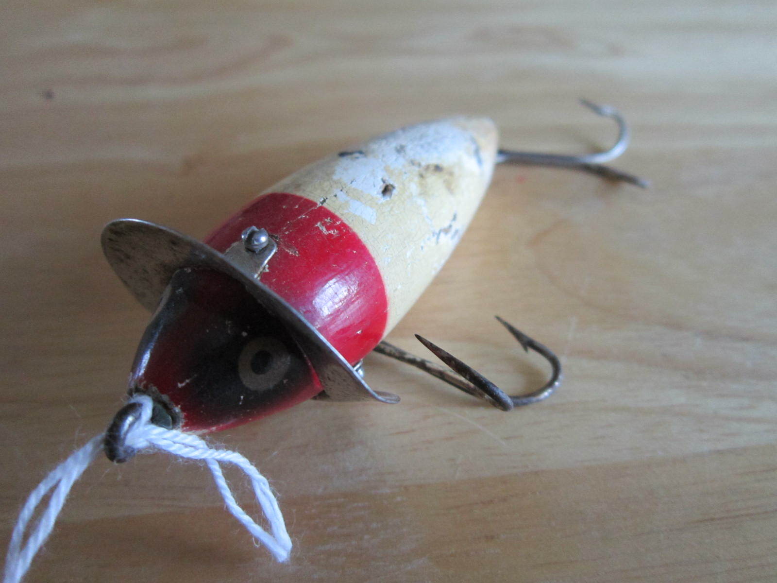 オールドHEDDON 210 VINTAGE HEDDON 210 SURFACE Wooden Fishing Lure, 3.5 In., Red
