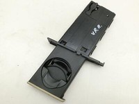 BMW E91 3er 330D 06-08 Kombi Becherhalter Getränkehalter Rechts BMW E91 3er 330D 06-08 29.03.2007 7127461... Vorschau 2