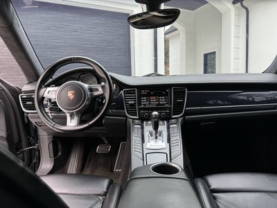 image 6 of interior