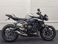 TRIUMPH STREET TRIPLE RS ** QUICK SHIFTER - SEAT COWL - JUNE 2027 MOT **