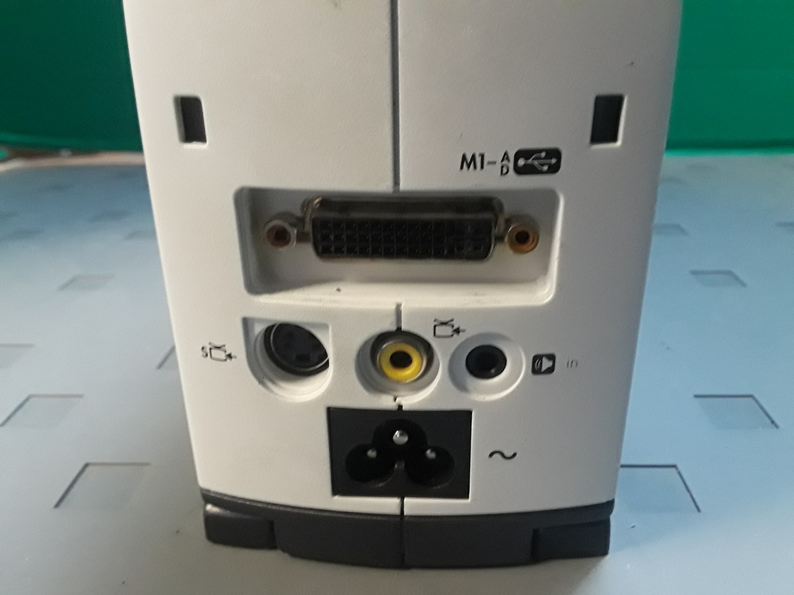 HP MP 3130 Projector (Model: CRVSB-03AP)