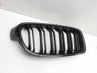 BMW F31 318d 12-15 Frontgrill Kühlergrill Grill Nieren Rechts BMW F31 318d 12-15 28.02.2014 2240778 51712240778... Vorschau 2