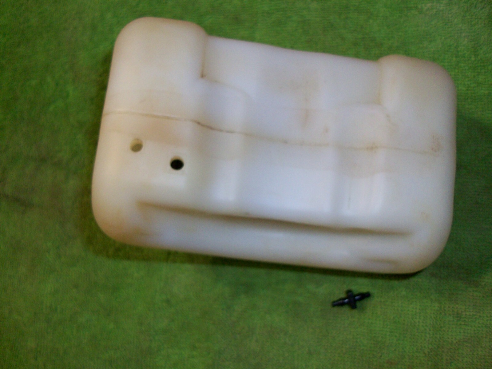 Bolens BL410 Cultivator Tiller Original Equipment Fuel Tank with Lid, #753-04306