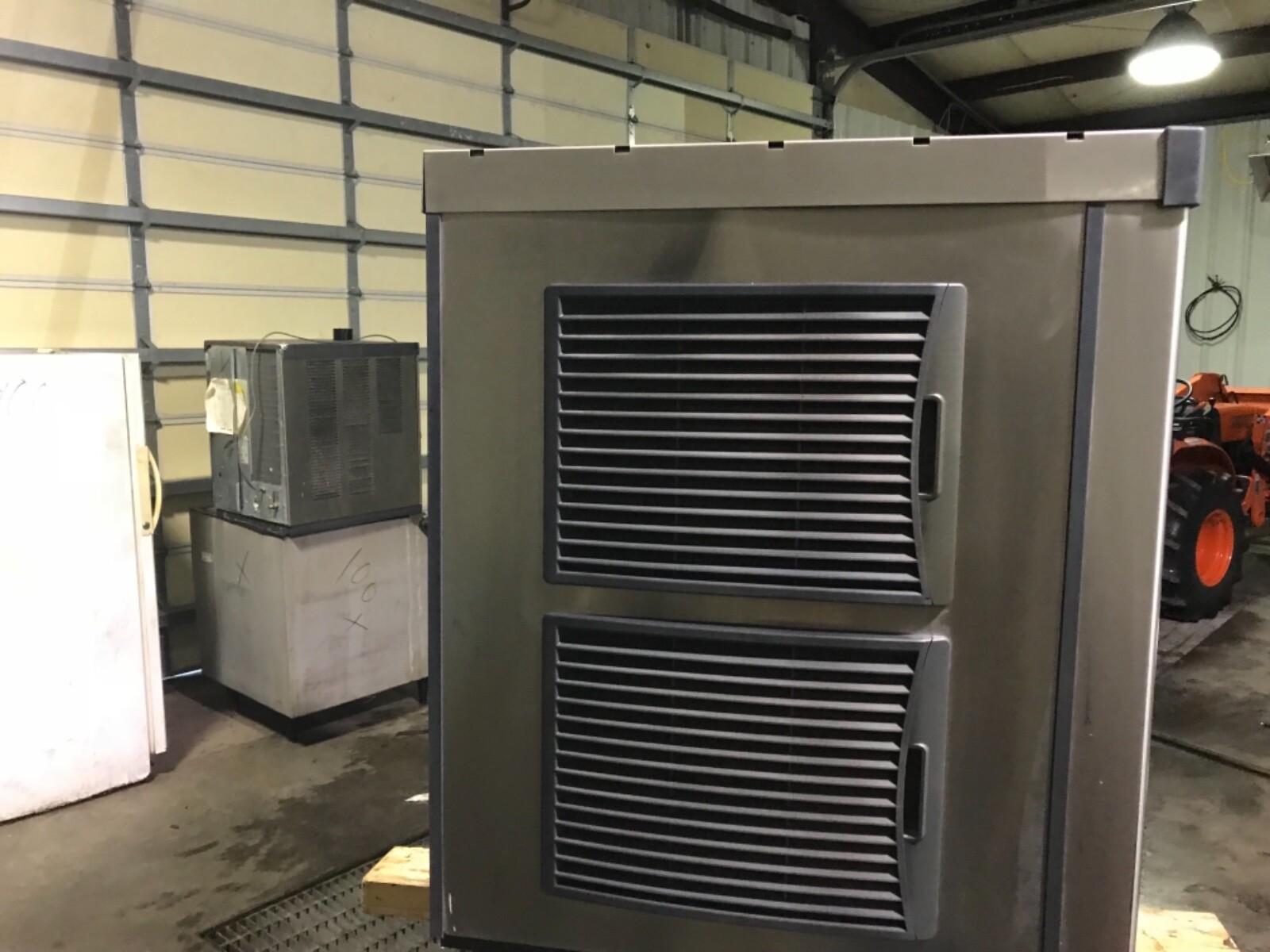 Scotsman C1848SA-32A cube ice machine