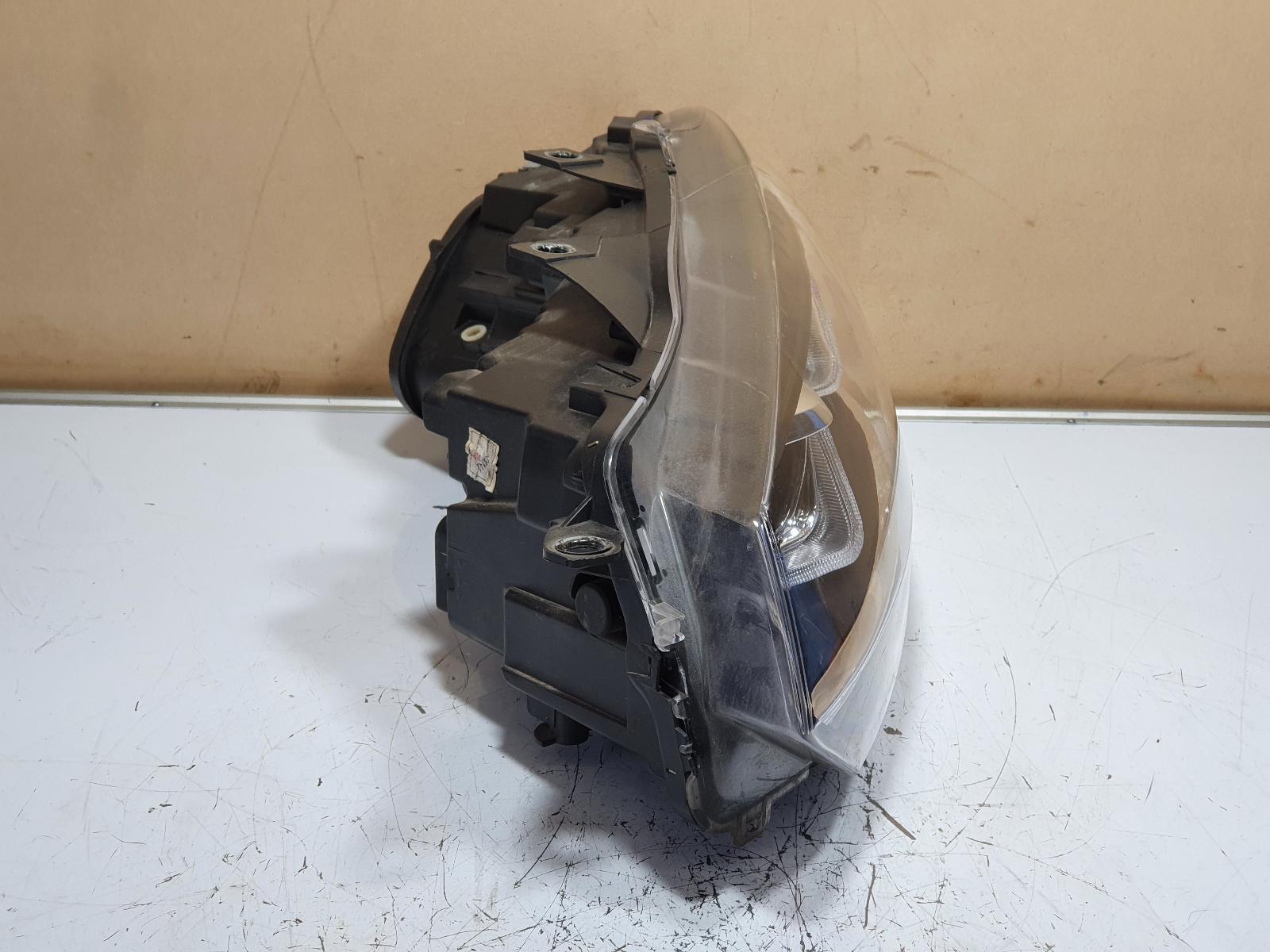 2010 Golf VW LEFT HEADLAMP GEN 6 GTi XENON TYPE W/ DAYTIME RUNNING LAMP image 2