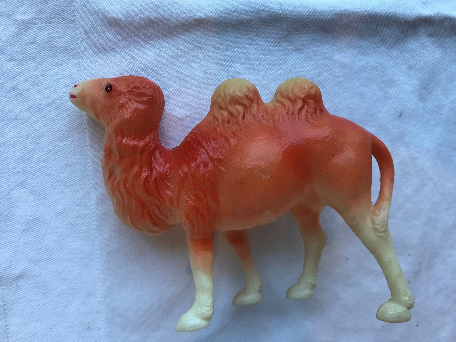 VINTAGE CHRISTMAS CAMEL FIGURES CELLULOID JAPAN NATIVITY PAIR EXCELLENT W/LABELS