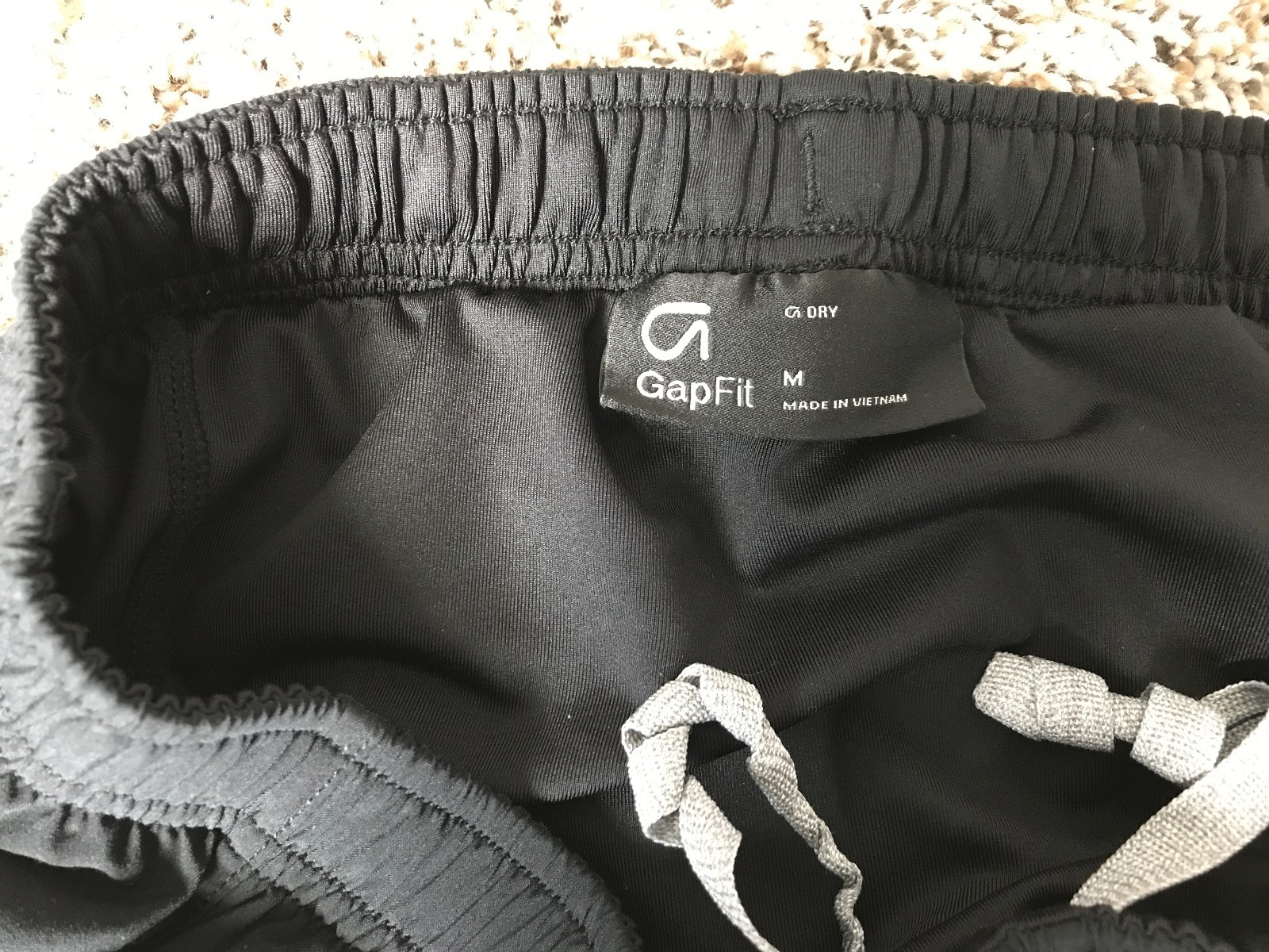 Gap Fit Black Athletic Shorts - Size M