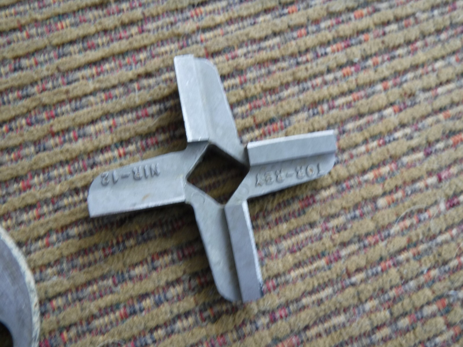 VERY NICE VICTORIA # 12 MEAT GRINDER. HEAVY DUTY GRINDER, SCREW DOWN STYLE