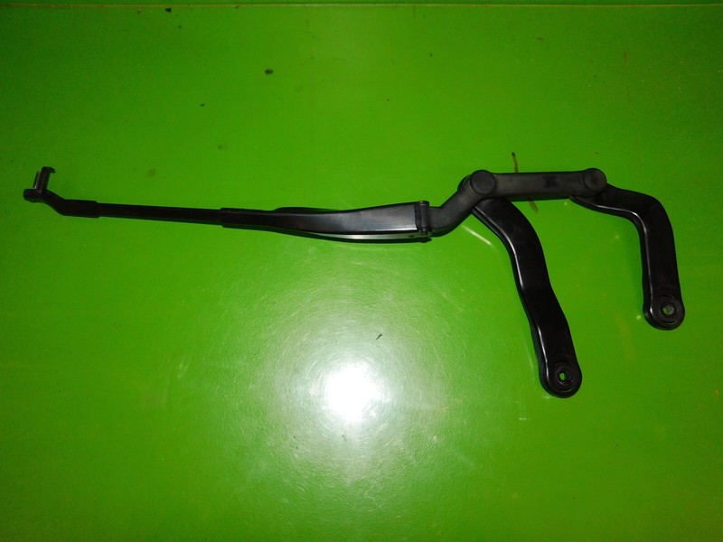 06-11 CLS 550 63 W219 OEM 2118200444 passenger right wiper arm 