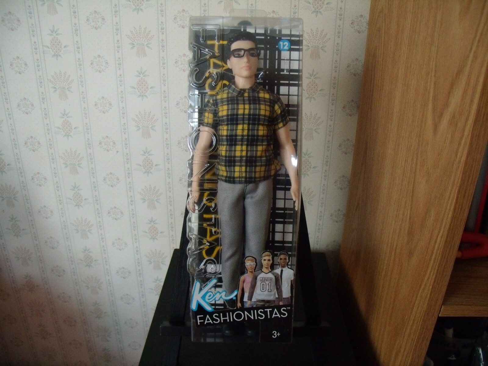 kenページ BARBIE KEN FASHIONISTAS #12 