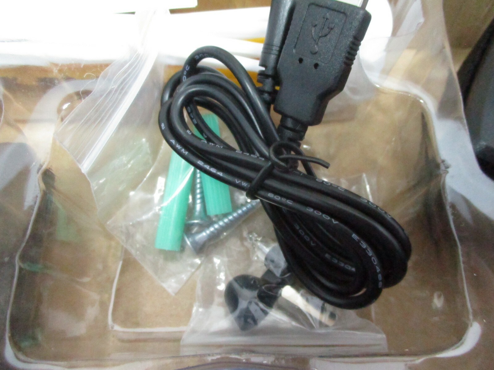 Dog Fence Stubborn Pet Containment System Electric Transmitter Wireless Collar