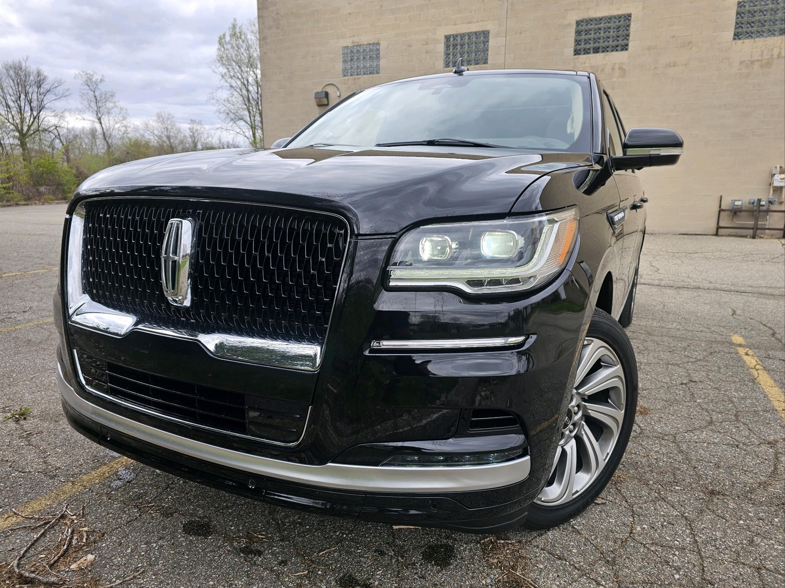 Owner 2022 Lincoln Navigator L L Reserve 4x4 Heads-Up Display (MSRP $101,470), Sunroof