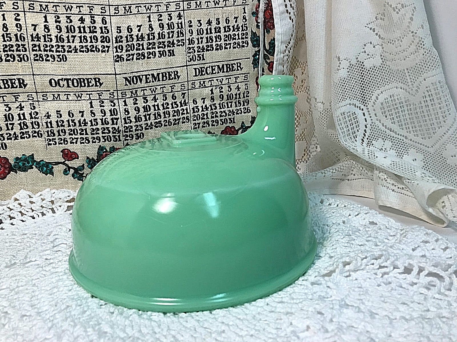 SUNBEAM Green Jadeite MIXER ATTACHMENT Juicer Bowl 87228 Vintage Replacement
