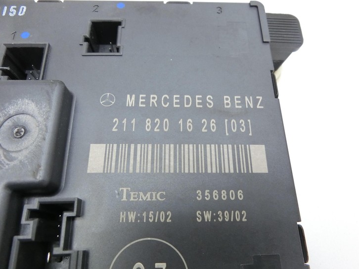 Mercedes W211 E200 02-06 Steuergeraet SG Türsteuergerät Rechts Hinten Mercedes W211 E200 02-06 27.02.2003... Vorschau 2