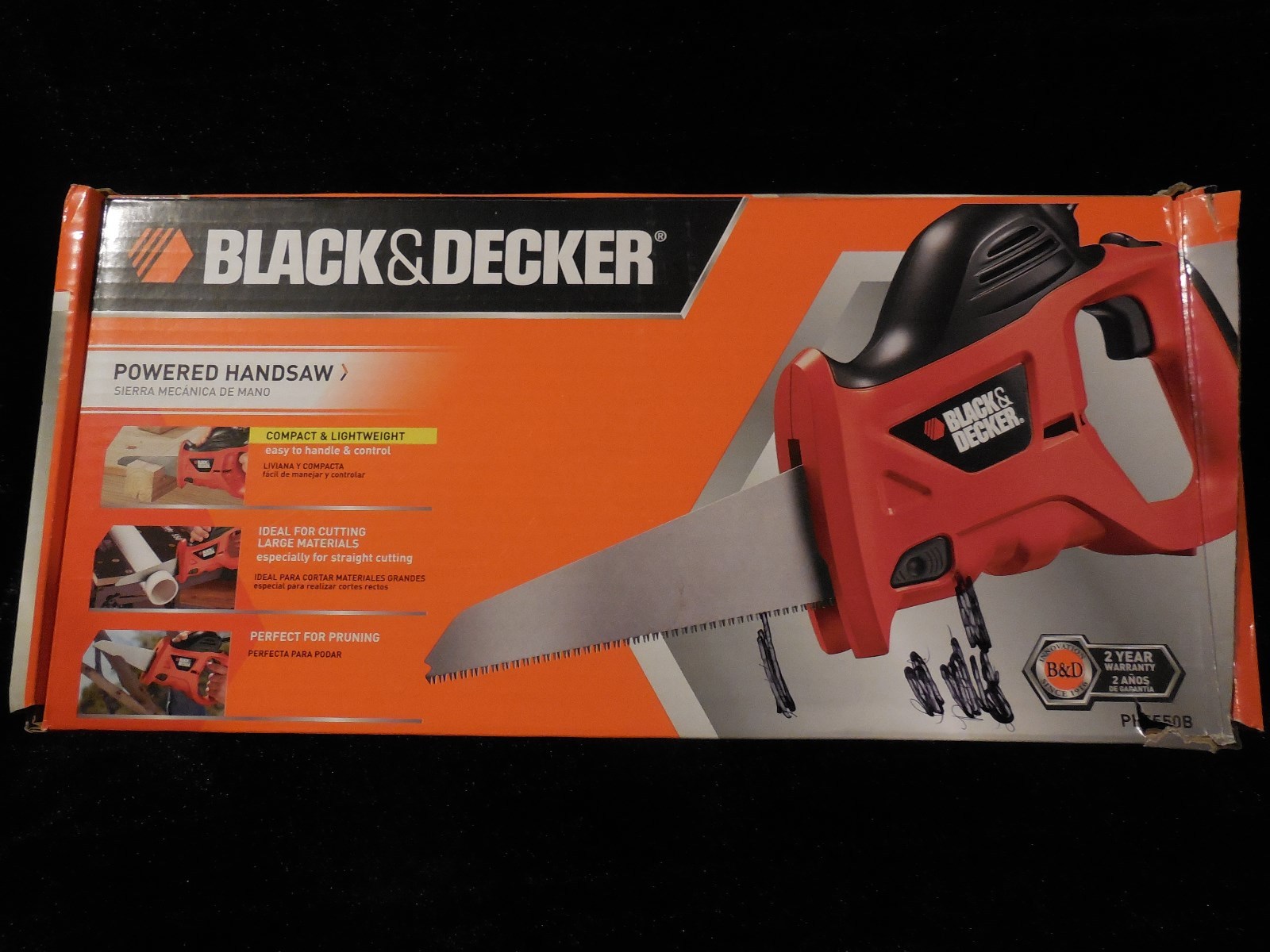 USED ONCE !! BLACK & DECKER PHS550B POWERED HANDSAW / CUTS WOOD, METAL & PLASTIC