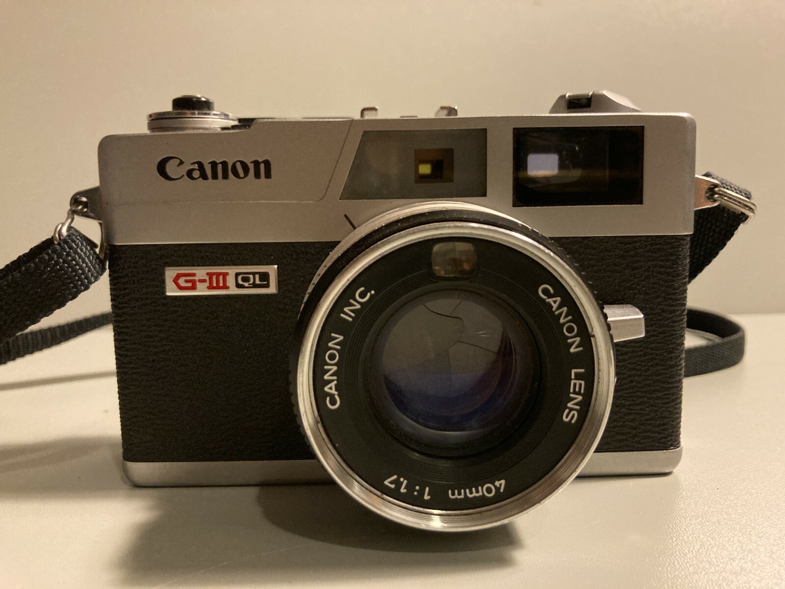 Canon QL17 GIII GL 35mm Camera, Meter Working, Case, New