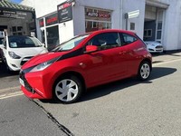 TOYOTA AYGO X-PLAY 1.0 PETROL, 2015 WITH 55K MILES, SUPERB SMALL CAR IN RED