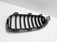 BMW 428i F36 14-17 Frontgrill Kühlergrill Rechts BMW 428i F36 14-17 02.06.2016 1353026 51135A3D026 gebraucht Vorschau 5