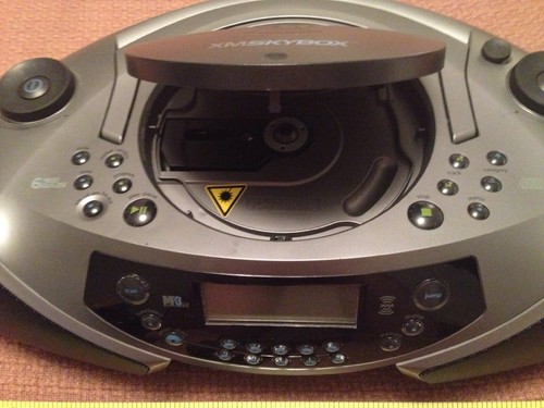 Sirius XM SKYBOX by Audiophase -Satellite/AM/FM/CD'S with Accessories