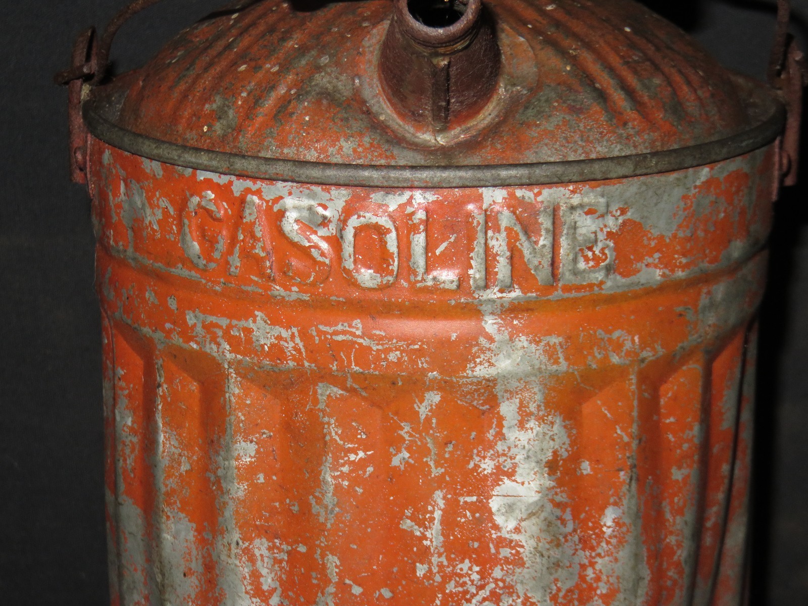 Hibbard Red Antique Vintage Embossed Metal 1 Gallon Gasoline Can