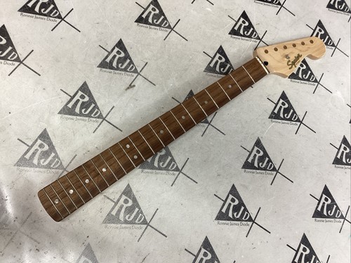 ギター fender squier strat neck Fender Squier Strat 70's Style LARGE HEADSTOCK Neck Maple