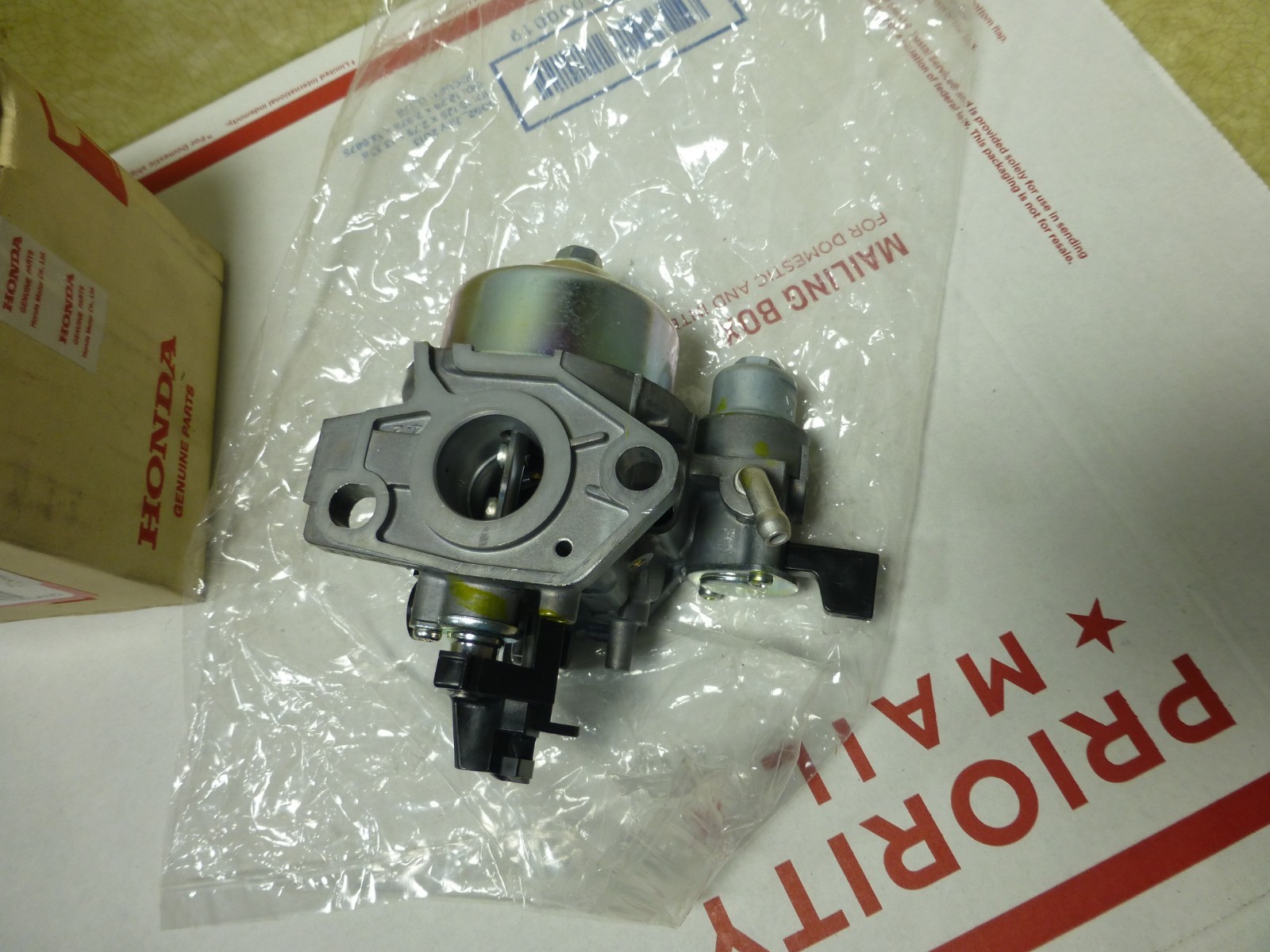 Honda Carburetor 16100-Z8S-811
