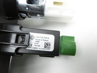 Skoda Fabia III NJ 17-21 TSI 1,0 70KW USB Buchse mit einbaurahmen Skoda Fabia III NJ 17-21 09.07.2020 5Q0035726E... Vorschau 4