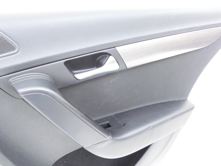 VW Passat 3C B7 10-14 Lim Türverkleidung Türpappe Rechts Hinten VW Passat 3C B7 10-14 02.01.2014 3AE867212DF... Bild 2