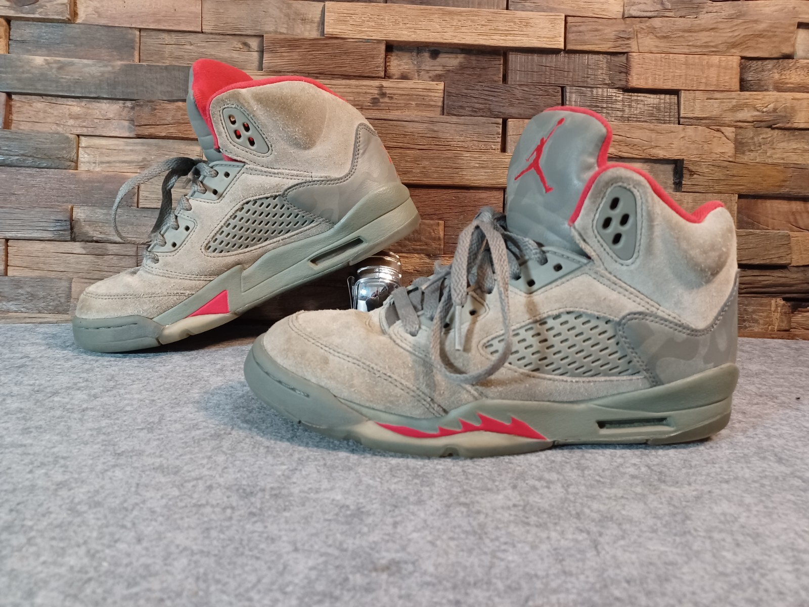 GS RARE NIKE AIR JORDAN RETRO 5 V 44088-051 P51 CAMO RED