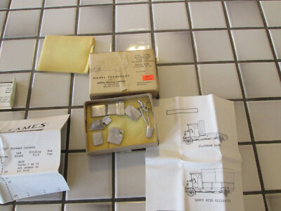 EAMES 1926 4-TON THORNYCROFT LORRY WITH SLIDING TILT KIT H O SCALE (metal kit)