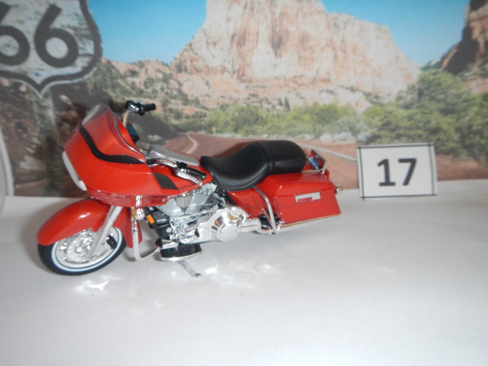 【Maisto】2000 FLTR Road Glide (BLU) s-l400.jpg